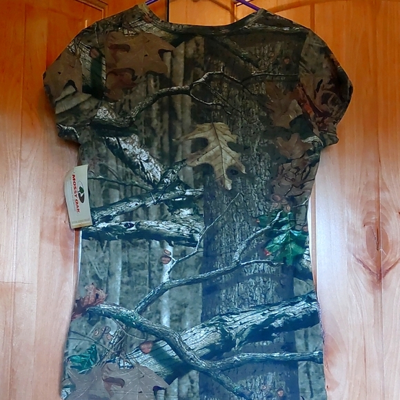 Mossy Oak Camo short sleeve teeshirt - NWT - Picture 3 of 4
